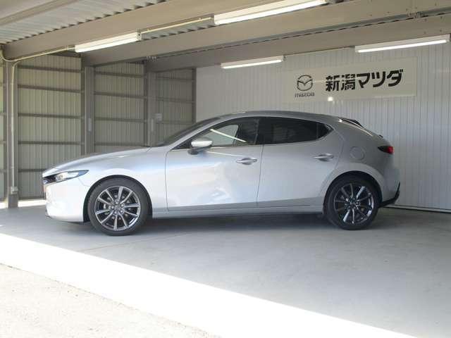 MAZDA3ファストバック 15Sツーリング(8枚目)