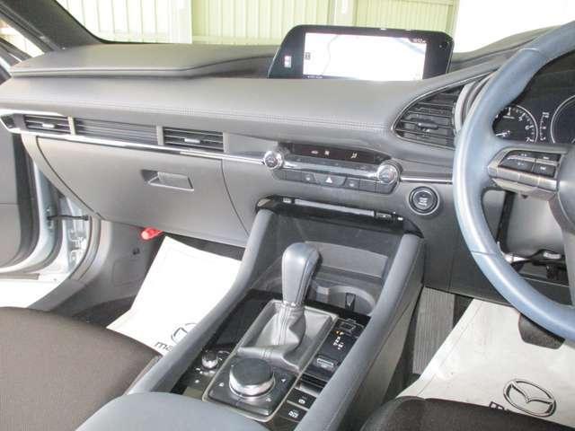 MAZDA3ファストバック 15Sツーリング(15枚目)