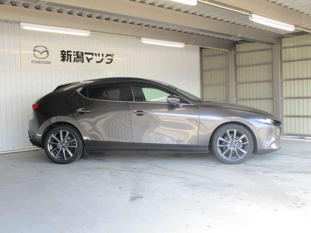 MAZDA3ファストバック 15Sツーリング(4枚目)