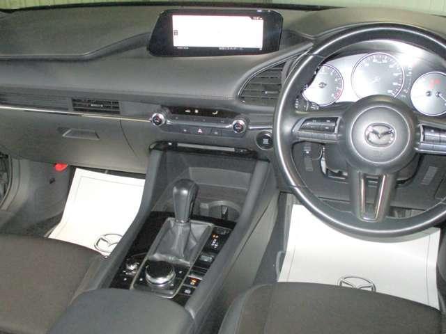 MAZDA3ファストバック 15Sツーリング(19枚目)