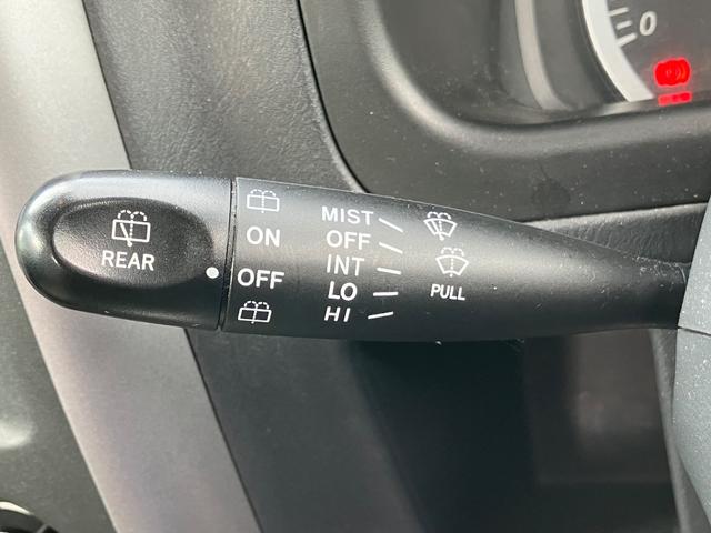 ジムニー ワイルドウインド　ＥＴＣ　４ＷＤ　シートヒーター　ＣＤカーオーディオ（11枚目）