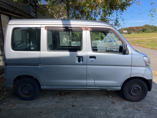 ハイゼットカーゴ スペシャル　ハイルーフ　４ＷＤ（4枚目）