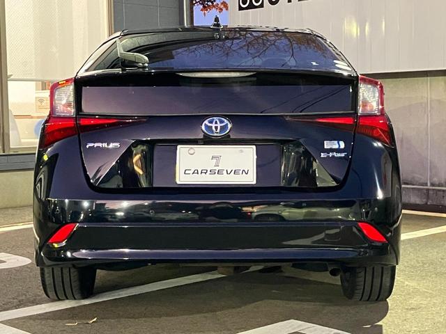 プリウス Ａツーリングセレクション　４ＷＤ　純正アルパイン地図ナビ　バックカメラ　アラウンドビューモニター　ブラインドスポットモニター　Ｂｌｕｅｔｏｏｔｈ　レザーシート　パワーシート　シートヒーター　ドラレコ　ＡＡＣ　ＥＴＣ車載器（7枚目）