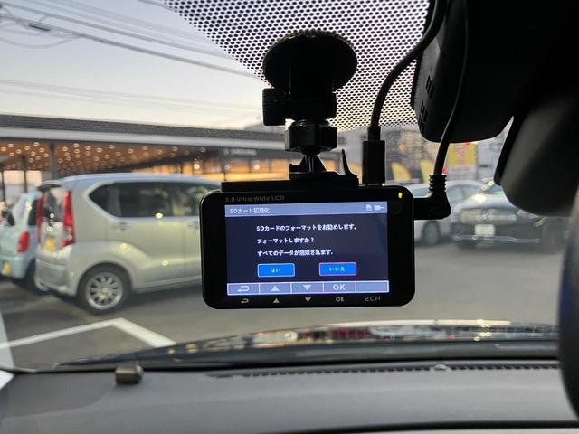 プリウス Ａツーリングセレクション　４ＷＤ　純正アルパイン地図ナビ　バックカメラ　アラウンドビューモニター　ブラインドスポットモニター　Ｂｌｕｅｔｏｏｔｈ　レザーシート　パワーシート　シートヒーター　ドラレコ　ＡＡＣ　ＥＴＣ車載器（32枚目）