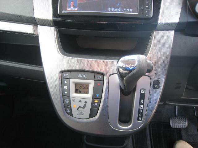 ムーヴ カスタム X SA フルタイム4WD 走行53,000KM キーフリープシュスタート 純正ナビ フルセグテレビ BT スマアシ衝突軽減ブレーキ LEDヘッドライト フォグランプ 純正アルミ 車検令和8年9月まで(13枚目)