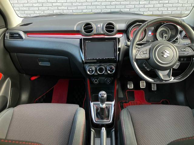 スイフトスポーツ ベースグレード　６速マニュアル　オートクルーズコントロール　シートヒーター　全周囲カメラ　純正メモリーナビ　フルセグＴＶ　ＤＶＤ　ＣＤ　フロントドラレコ　セーフティパッケージ　ＵＳＢ　Ｂｌｕｅｔｏｏｔｈ　禁煙車（14枚目）