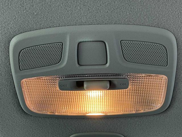 スイフトスポーツ ベースグレード　６速マニュアル　オートクルーズコントロール　シートヒーター　全周囲カメラ　純正メモリーナビ　フルセグＴＶ　ＤＶＤ　ＣＤ　フロントドラレコ　セーフティパッケージ　ＵＳＢ　Ｂｌｕｅｔｏｏｔｈ　禁煙車（37枚目）