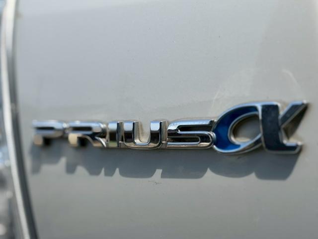 プリウスアルファ Ｓ　トヨタ純正ナビ　バックカメラ　Ｂｌｕｅｔｏｏｔｈ接続　フルセグ　ＣＤ／ＤＶＤ　プッシュスタート　スマートキー　ビルトインＥＴＣ　オートエアコン　オートライト　電動格納ミラー　運転席助手席エアバック（26枚目）