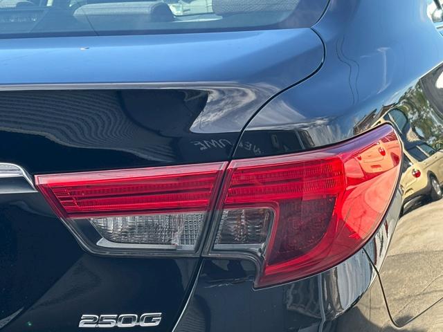 マークＸ ２５０Ｇ　Ｆｏｕｒ　トヨタ純正ナビ　Ｂｌｕｅｔｏｏｔｈ接続　運転席パワーシート　ＥＴＣ　プッシュスタート　キーフリー　スマートキー　電動格納ミラー　オートライト　スペアキー　運転席・助手席エアバック（20枚目）