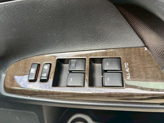 マークＸ ２５０Ｇ　Ｆｏｕｒ　トヨタ純正ナビ　Ｂｌｕｅｔｏｏｔｈ接続　運転席パワーシート　ＥＴＣ　プッシュスタート　キーフリー　スマートキー　電動格納ミラー　オートライト　スペアキー　運転席・助手席エアバック（60枚目）
