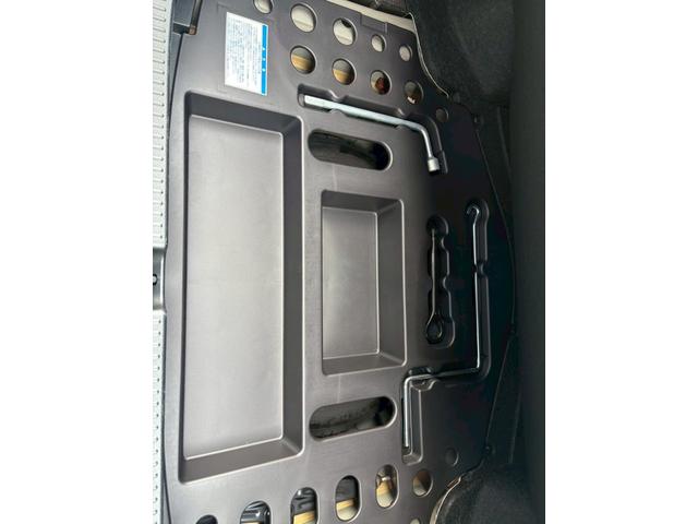 マークＸ ２５０Ｇ　Ｆｏｕｒ　トヨタ純正ナビ　Ｂｌｕｅｔｏｏｔｈ接続　運転席パワーシート　ＥＴＣ　プッシュスタート　キーフリー　スマートキー　電動格納ミラー　オートライト　スペアキー　運転席・助手席エアバック（67枚目）