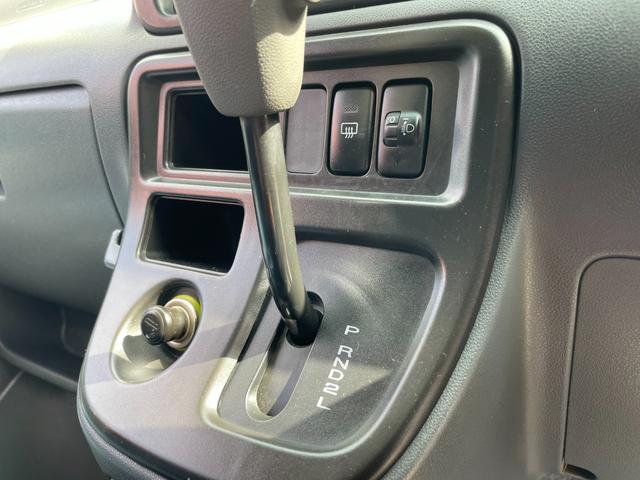 ハイゼットカーゴ クルーズ　４ＷＤ　キーレス　パワーウインド　電動格納ミラー　社外アルミホイール　プライバシーガラス　ドアバイザー（33枚目）