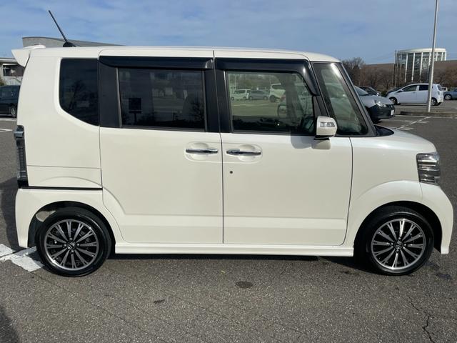 N-BOXカスタム G・ターボLパッケージ 4WD 禁煙 衝突軽減ブレーキ ナビ・フルセグTV・Bカメラ・ブルートゥース・USB クルーズコントロール 両側電動スライドドア スマートキー シートヒーター シートバックテーブル オートライト(10枚目)