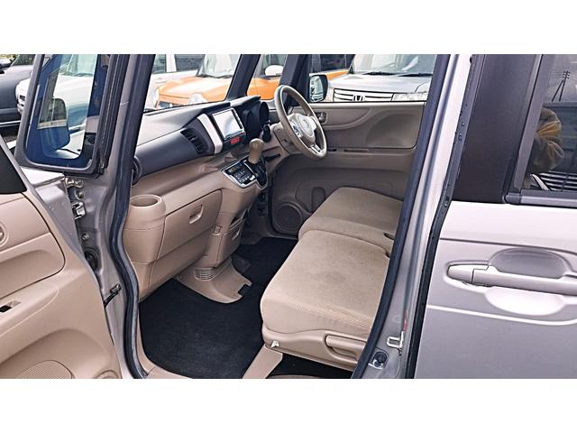 N-BOX G/L package 4WD フルオート・エアコンディショナー ナビ装着用スペシャルパッケージ◎アイドリングストップシステム◎親水/ヒーテッドドアミラーフロントドア撥水ガラス(10枚目)