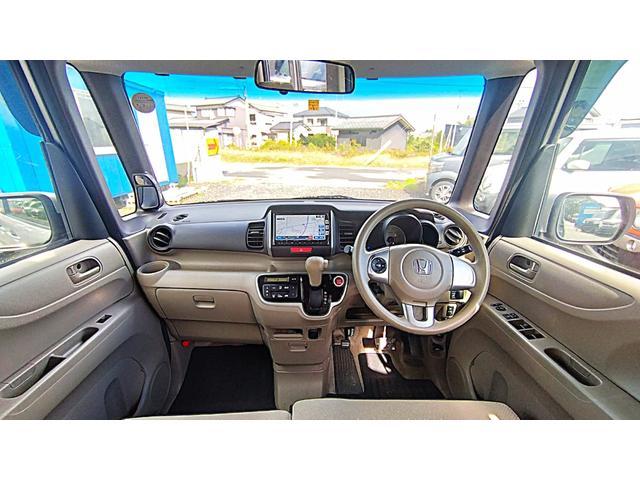 N-BOX G/L package 4WD フルオート・エアコンディショナー ナビ装着用スペシャルパッケージ◎アイドリングストップシステム◎親水/ヒーテッドドアミラーフロントドア撥水ガラス(14枚目)