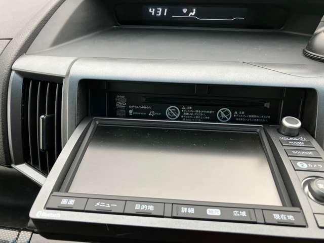 Ｚ　ＨＤＤナビエディション　車検整備付き　冬タイヤ有　フロントカメラ　サイドカメラ　バックカメラ　ＥＴＣ　ナビ　ＣＤ　スマートキー　３列シート　両側電動スライドドア　ＨＩＤ　フロントフォグランプ　ＭＴモード付(44枚目)