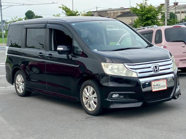 ステップワゴンスパーダ Ｓ　車検整備付き　両側スライドドア　３列シート　ウォークスルー　フルフラット　キーレス　純正アルミホイール　衝突軽減ボディ　パワーウィンドウ　パワステ（7枚目）