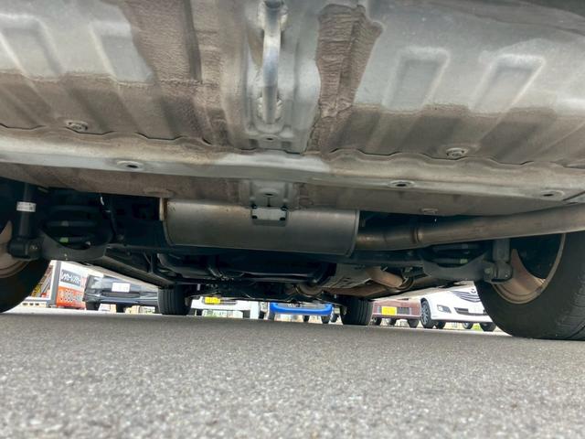 ステップワゴンスパーダ Ｓ　車検整備付き　両側スライドドア　３列シート　ウォークスルー　フルフラット　キーレス　純正アルミホイール　衝突軽減ボディ　パワーウィンドウ　パワステ（40枚目）