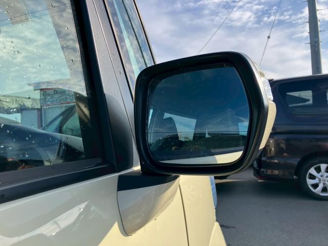 N-BOX G SSパッケージ 車検整備付 キーレス スマートキー アイドリングストップ 両側パワースライドドア ベンチシート エアコン パワーステアリング パワーウインドウ(17枚目)