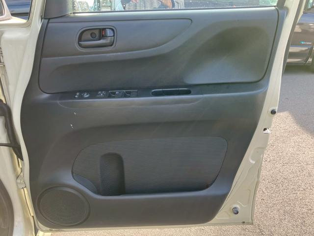 N-BOX G SSパッケージ 車検整備付 キーレス スマートキー アイドリングストップ 両側パワースライドドア ベンチシート エアコン パワーステアリング パワーウインドウ(37枚目)