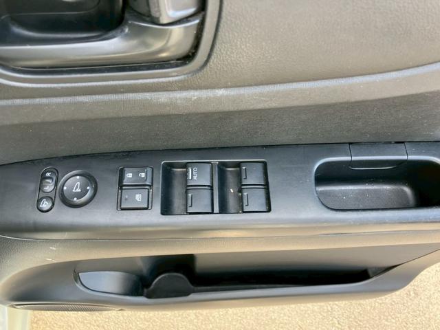 N-BOX G SSパッケージ 車検整備付 キーレス スマートキー アイドリングストップ 両側パワースライドドア ベンチシート エアコン パワーステアリング パワーウインドウ(38枚目)