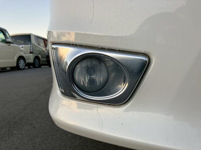 セレナ ハイウェイスターＳ－ＨＶアドバンスドセーフティパック　車検整備付　キーレス　スマートキー　アイドリングストップ　アラウンドビューモニター　両側パワースライドドア　クルーズコントロール　アルパインフリップダウンモニター　３列シート（15枚目）