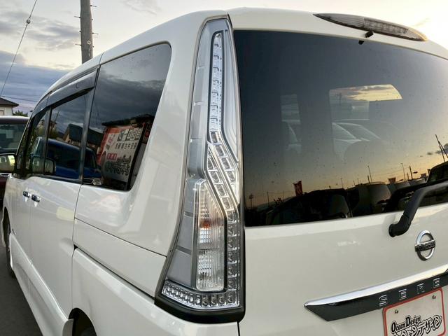 セレナ ハイウェイスターＳ－ＨＶアドバンスドセーフティパック　車検整備付　キーレス　スマートキー　アイドリングストップ　アラウンドビューモニター　両側パワースライドドア　クルーズコントロール　アルパインフリップダウンモニター　３列シート（30枚目）