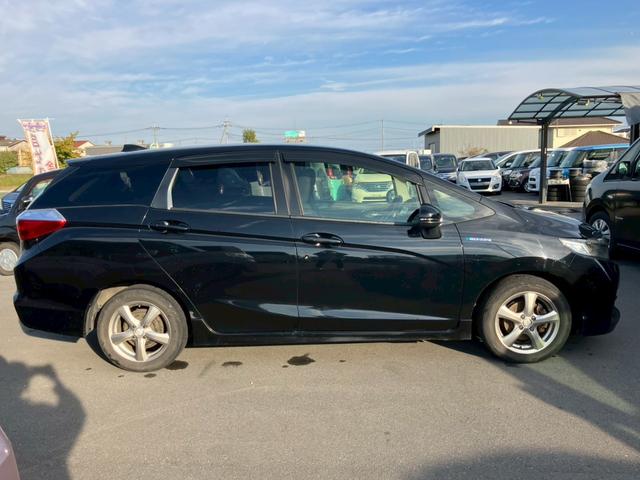 シャトル ハイブリッド 車検整備付 キーレス スマートキー LEDヘッドライト(8枚目)