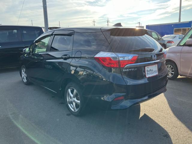 シャトル ハイブリッド 車検整備付 キーレス スマートキー LEDヘッドライト(11枚目)