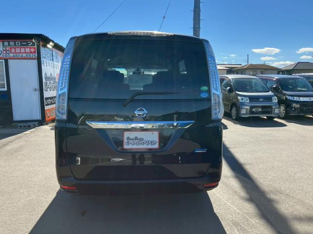 セレナ ２０Ｘ　Ｓ－ハイブリッド　車検整備付　キーレス　スマートキー　アイドリングストップ　両側スライドドア　３列シート　ウォークスルー　寒冷地仕様　クルーズコントロール　レーンキープアシスト（10枚目）