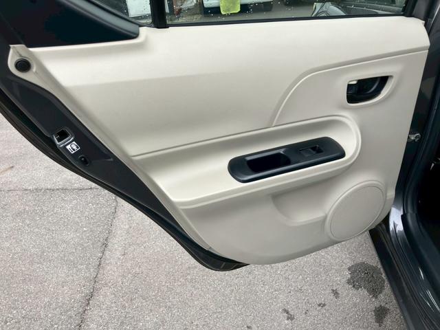 アクア S 検R8/7 キーレス スマートキー 横滑り防止 ETC アイドリングストップ 衝撃安全ボディー エアコン パワーステアリング パワーウインドウ(51枚目)