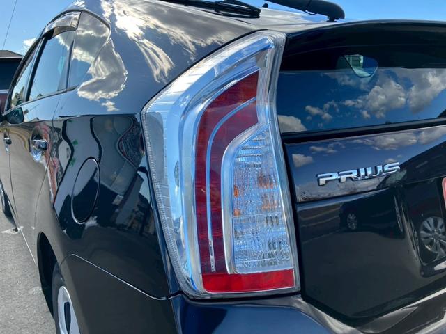プリウス Ｓ　車検整備付　キーレス　スマートキー　アイドリングストップ　エアコン　パワーステアリング　パワーウインドウ　衝突安全ボディ　盗難防止センサー（31枚目）