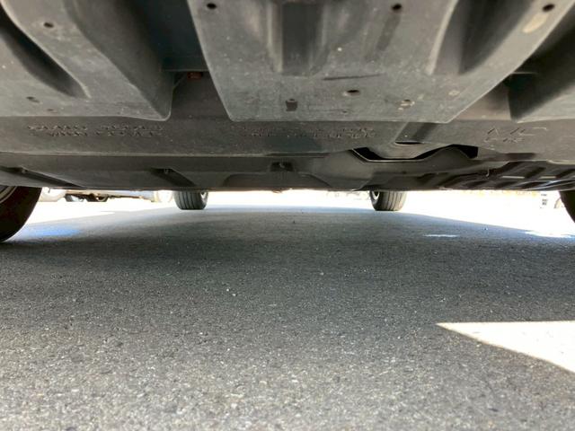 プリウス Ｓ　車検整備付　キーレス　スマートキー　アイドリングストップ　エアコン　パワーステアリング　パワーウインドウ　衝突安全ボディ　盗難防止センサー（34枚目）