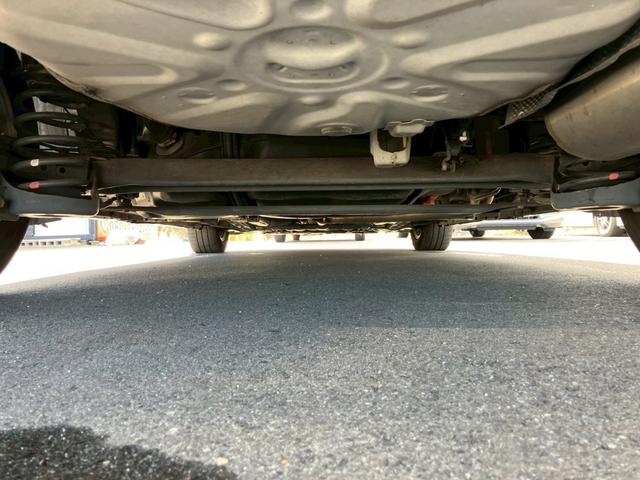 プリウス Ｓ　車検整備付　キーレス　スマートキー　アイドリングストップ　エアコン　パワーステアリング　パワーウインドウ　衝突安全ボディ　盗難防止センサー（35枚目）