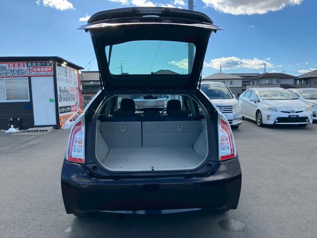 プリウス Ｓ　車検整備付　キーレス　スマートキー　アイドリングストップ　エアコン　パワーステアリング　パワーウインドウ　衝突安全ボディ　盗難防止センサー（36枚目）