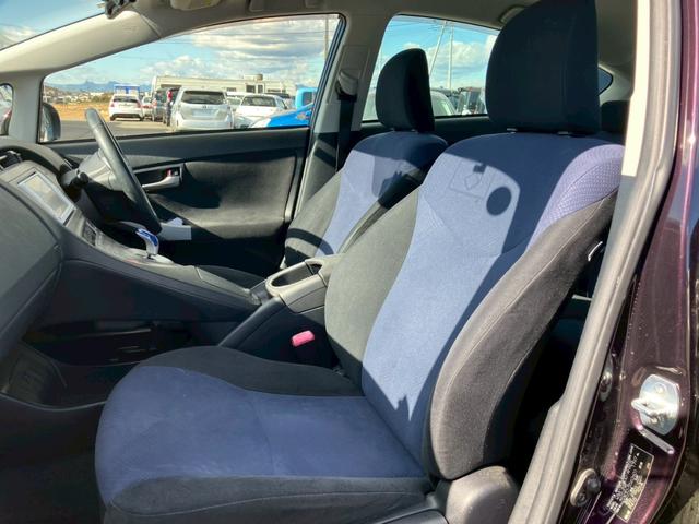 プリウス Ｓ　車検整備付　キーレス　スマートキー　アイドリングストップ　エアコン　パワーステアリング　パワーウインドウ　衝突安全ボディ　盗難防止センサー（51枚目）