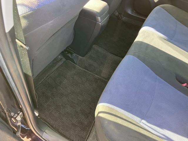 プリウス Ｓ　車検整備付　キーレス　スマートキー　アイドリングストップ　エアコン　パワーステアリング　パワーウインドウ　衝突安全ボディ　盗難防止センサー（56枚目）