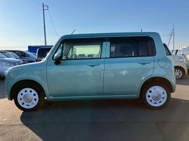 アルトラパンショコラ Ｇ　車検整備付　キーレス　スマートキー　アイドリングストップ　フルフラット　ベンチシート　エアコン　パワーステアリング　パワーウインドウ　衝突安全ボディ（12枚目）