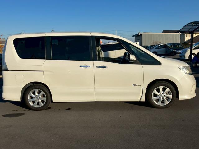 セレナ ハイウェイスターＧ　Ｓ－ハイブリッド　車検整備付　キーレス　スマートキー　アイドリングストップ　ＥＴＣ　ドライブレコーダー　寒冷地仕様　３列シート　フルフラット　ウォークスルー　エアコン（8枚目）