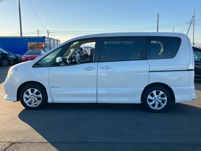 セレナ ハイウェイスターＧ　Ｓ－ハイブリッド　車検整備付　キーレス　スマートキー　アイドリングストップ　ＥＴＣ　ドライブレコーダー　寒冷地仕様　３列シート　フルフラット　ウォークスルー　エアコン（12枚目）