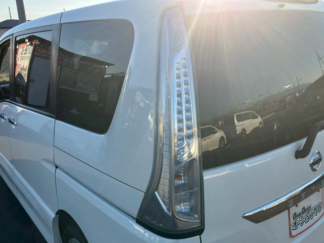 セレナ ハイウェイスターＧ　Ｓ－ハイブリッド　車検整備付　キーレス　スマートキー　アイドリングストップ　ＥＴＣ　ドライブレコーダー　寒冷地仕様　３列シート　フルフラット　ウォークスルー　エアコン（30枚目）