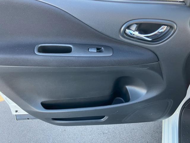 セレナ ハイウェイスターＧ　Ｓ－ハイブリッド　車検整備付　キーレス　スマートキー　アイドリングストップ　ＥＴＣ　ドライブレコーダー　寒冷地仕様　３列シート　フルフラット　ウォークスルー　エアコン（46枚目）