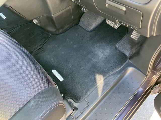 ご来店されたお客様に詳しくお話をさせて頂きために、「修復歴の有無」「不具合箇所の確認」「セールスポイント」等のご案内を行っておりますので、より安心してお乗り頂けるお車となります。