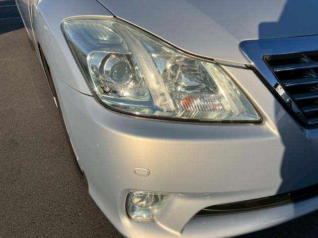 クラウン ２．５ロイヤルサルーン　アニバーサリーＥＤ　検Ｒ８／１１　キーレス　スマートキー　ＥＴＣ　パワーシート　シートヒーター　バックカメラ　ミュージックサーバー　ＤＶＤ再生　ＵＳＢ入力端子　エアコン（13枚目）