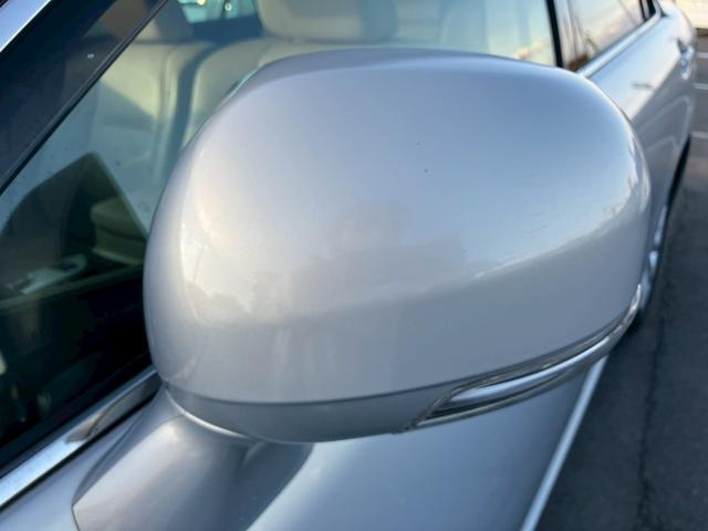 クラウン ２．５ロイヤルサルーン　アニバーサリーＥＤ　検Ｒ８／１１　キーレス　スマートキー　ＥＴＣ　パワーシート　シートヒーター　バックカメラ　ミュージックサーバー　ＤＶＤ再生　ＵＳＢ入力端子　エアコン（17枚目）