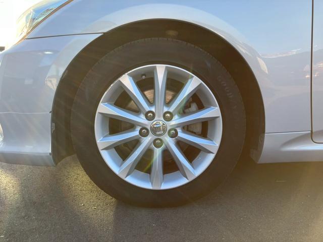 クラウン ２．５ロイヤルサルーン　アニバーサリーＥＤ　検Ｒ８／１１　キーレス　スマートキー　ＥＴＣ　パワーシート　シートヒーター　バックカメラ　ミュージックサーバー　ＤＶＤ再生　ＵＳＢ入力端子　エアコン（25枚目）