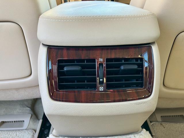 クラウン ２．５ロイヤルサルーン　アニバーサリーＥＤ　検Ｒ８／１１　キーレス　スマートキー　ＥＴＣ　パワーシート　シートヒーター　バックカメラ　ミュージックサーバー　ＤＶＤ再生　ＵＳＢ入力端子　エアコン（41枚目）