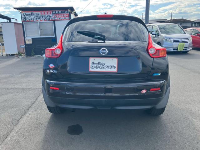 ジューク １５ＲＸ　タイプＶ　車検整備付　キーレス　スマートキー　アイドリングストップ　ＥＴＣ　エアコン　パワーステアリング　パワーウインドウ　フロントフォグランプ（10枚目）