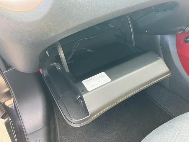 ジューク １５ＲＸ　タイプＶ　車検整備付　キーレス　スマートキー　アイドリングストップ　ＥＴＣ　エアコン　パワーステアリング　パワーウインドウ　フロントフォグランプ（59枚目）