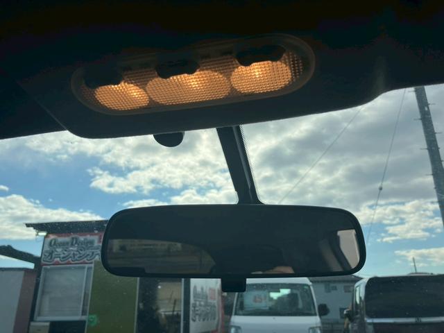 ジューク １５ＲＸ　タイプＶ　車検整備付　キーレス　スマートキー　アイドリングストップ　ＥＴＣ　エアコン　パワーステアリング　パワーウインドウ　フロントフォグランプ（61枚目）